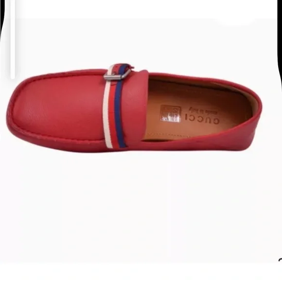 Gucci Red Leather Driver With Gold BEE and red and Navy trim SIZE 10G NEW! Gucci Red, White, And Navy Calfskin Queen Margaret Bee Card  main image 4
